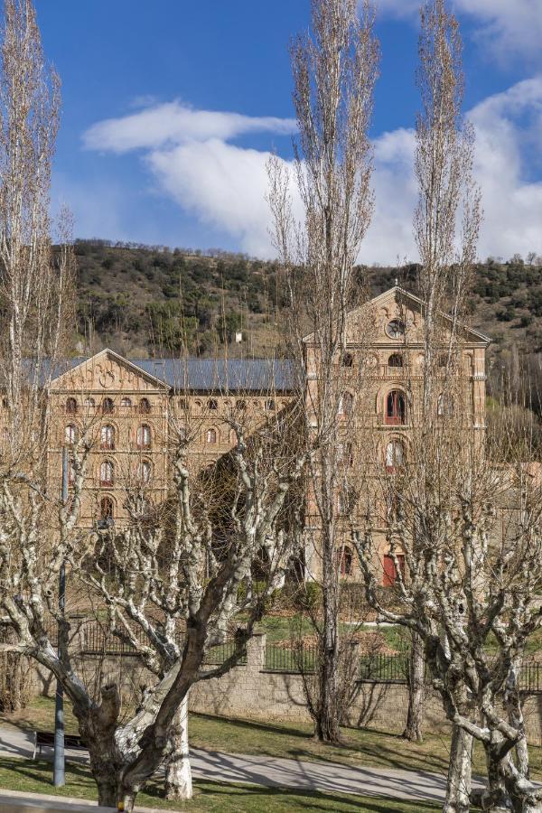 Parador De La Seu D'Urgell La Seu d'Urgell Exterior foto