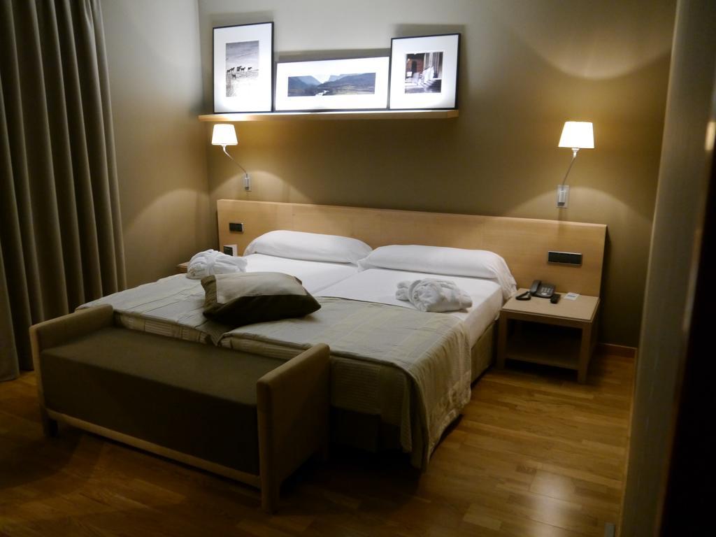 Parador De La Seu D'Urgell La Seu d'Urgell Quarto foto